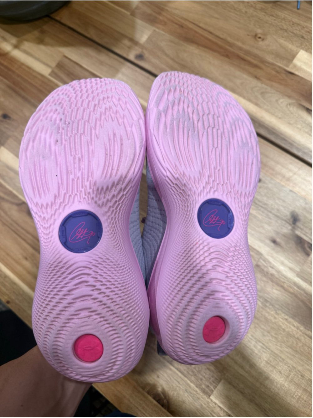 Men’s Under Armour Curry Athletic Shoes purple and Pink - Picture 6 of 7